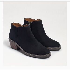 Sam Edelman Pryce Black Suede Weatherproof Zip Ankle Booties with Wooden Heel 8M